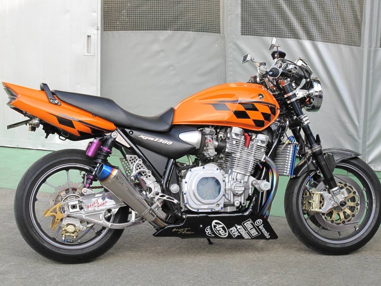 XJR1200マフラー